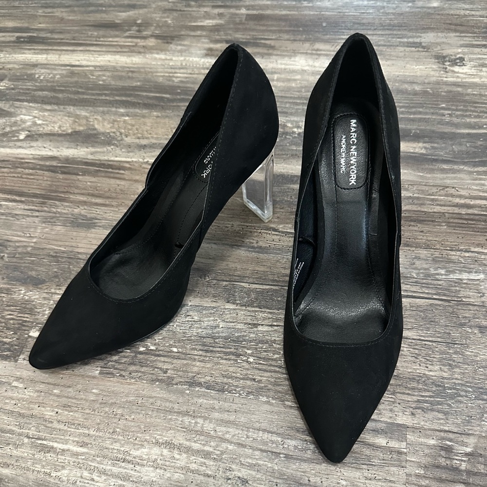 Marc New York Alexa Womenâs Black Suede Pumps With Clear Heel Size 7.5
